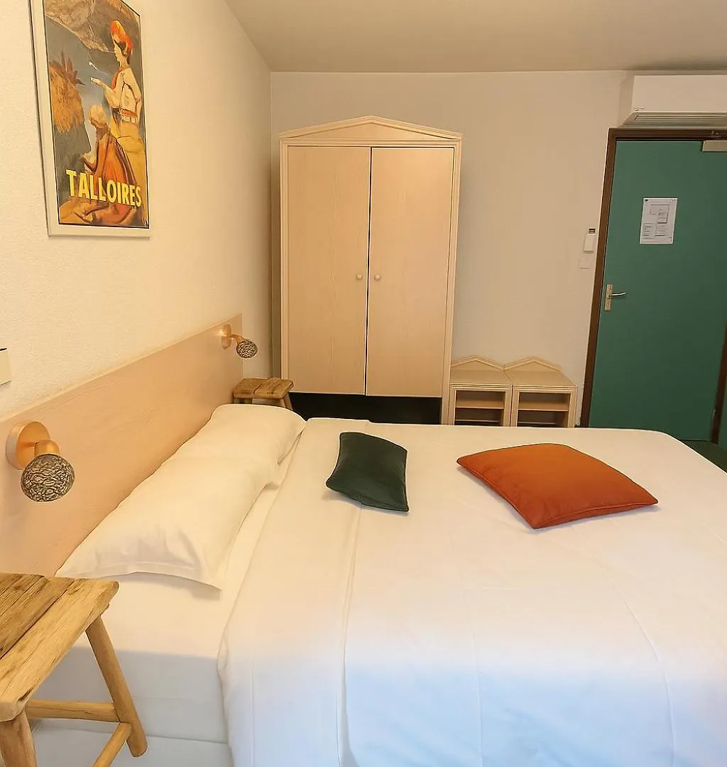 ** Hotel Hôtel de Genève , Faverges-Seythenex 74210, Haute Savoie Francia