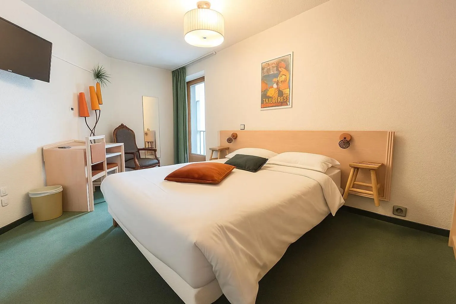 Hôtel de Genève , Faverges-Seythenex 74210, Haute Savoie