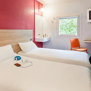 hotelf1-vannes.inbrittany.com/